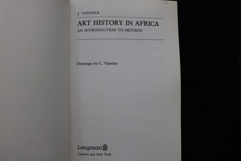 1984 ART HISTORY IN AFRICA SOFTCOVER BOOK BY JAN VANSINA - KD 9842