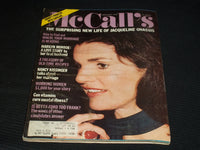 1976 FEBRUARY MCCALL'S MAGAZINE - JACQUELINE ONASSIS FRONT COVER - E 766