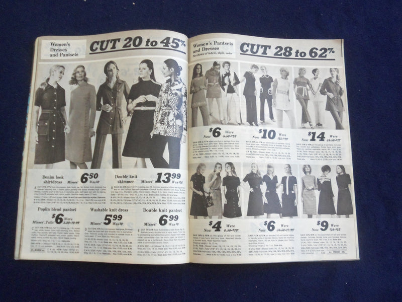 1972 SUMMER MONTGOMERY WARD CATALOG - ST. PAUL, MINNESOTA - J 8467