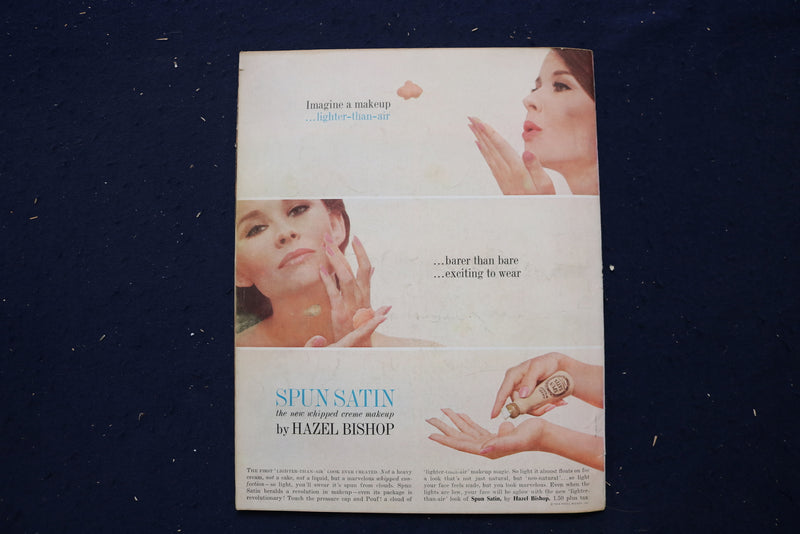 1965 JANUARY MODERN SCREEN MAGAZINE - JACQUELINE KENNEDY COVER - E 17439