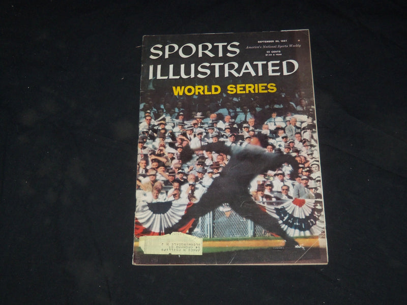 1957 SEPTEMBER 30 SPORTS ILLUSTRATED MAGAZINE - WORLD SERIES - SP 8852