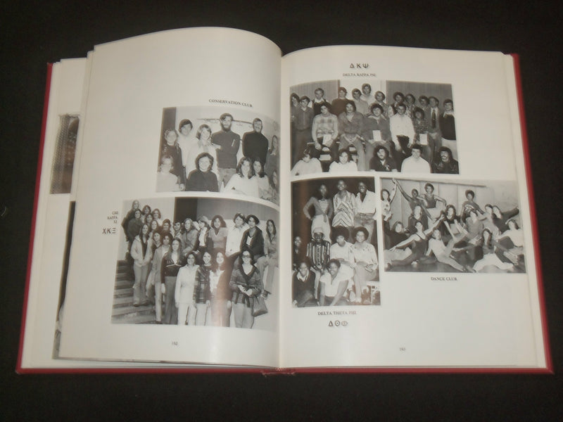 1976 MONTCLAIR STATE COLLEGE YEARBOOK - MONTCLAIR, NEW JERSEY - YB 2093