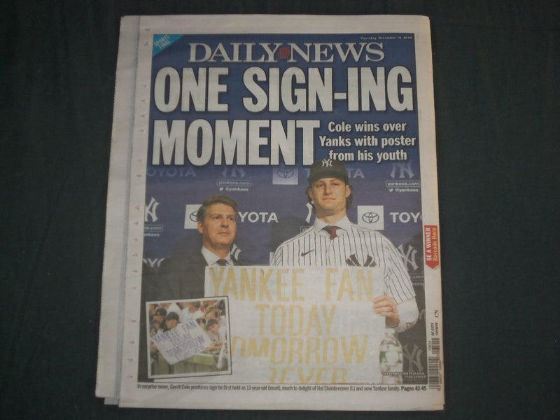 2019 DECEMBER 19 NEW YORK DAILY NEWS NEWSPAPER - TRUMP IMPEACHED