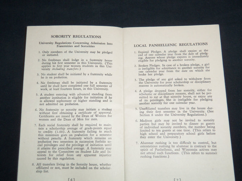 1942-1943 UNIVERSITY OF WISCONSIN SOROITY INFORMATION GUIDE BOOK - J 8652