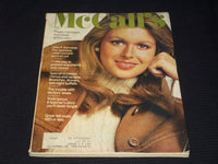 1972 SEPTEMBER MCCALL'S MAGAZINE - NICE FASHION FRONT COVER - E 2187