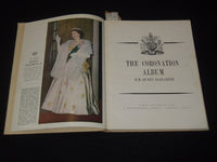 1952-1953 QUEEN ELIZABETH PHOTO ALBUMS LOT OF 2 - HARDCOVER - KD 5403D