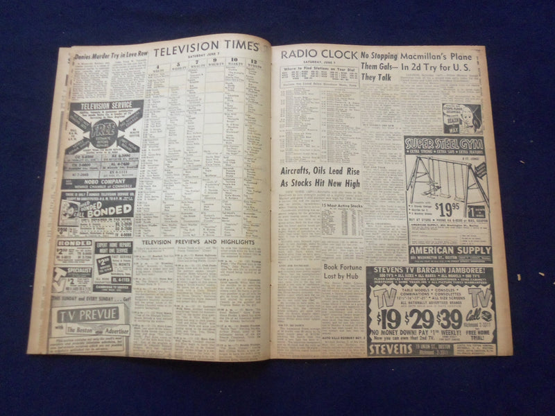 1958 JUNE 7 BOSTON RECORD AMERICAN NEWSPAPER-DEVER SLUR IN GOLDFINE LINK-NP 6277