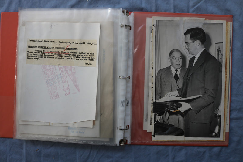 CANADIAN POLITICIANS ORIGINAL NEWS PHOTOS ALBUM - 39 PHOTOS - #123