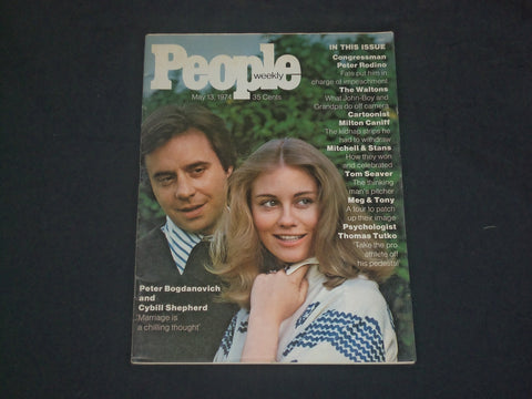 1974 MAY 13 PEOPLE MAGAZINE - PETER BOGDANOVICH & CYBILL SHEPHERD- B 4697
