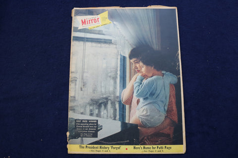 1956 NOVEMBER 4 NY MIRROR MAGAZINE - AMATEUR COLORPHOTO CONEST COVER - E 22594