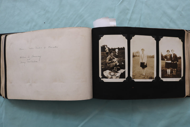 1925-1929 PHOTO ALBUM - LOADED - KD 9621