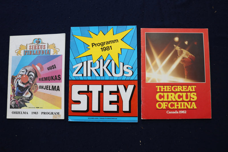 1980'S-1990'S CIRCUS PROGRAMS - LOT OF 39 - O 3641