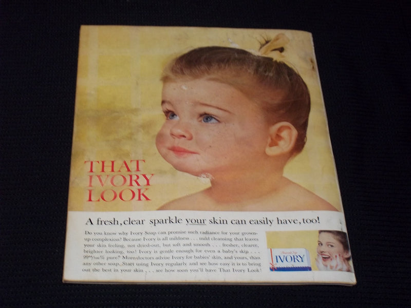 1962 MARCH PHOTOPLAY MAGAZINE - JACKIE & CAROLINE KENNEDY FRONT COVER - E 16732