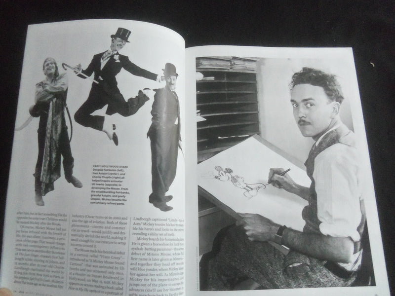 2019 LIFE MAGAZINE - MICKEY MOUSE AT 90 - B 4077A
