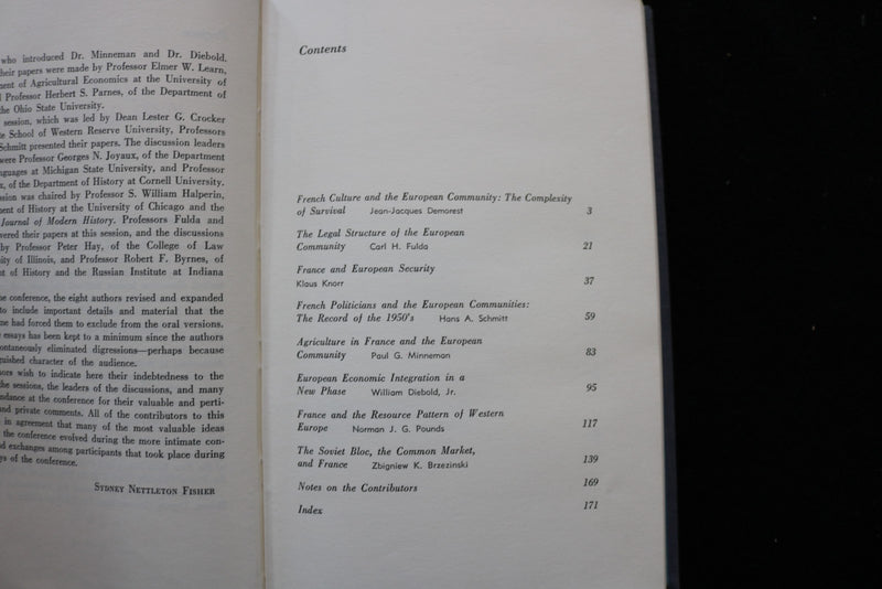 1964 FRANCE AND THE EUROPEAN COMMUNITY HARDCOVER BOOK BY SYDNEY FISHER - KD 9754