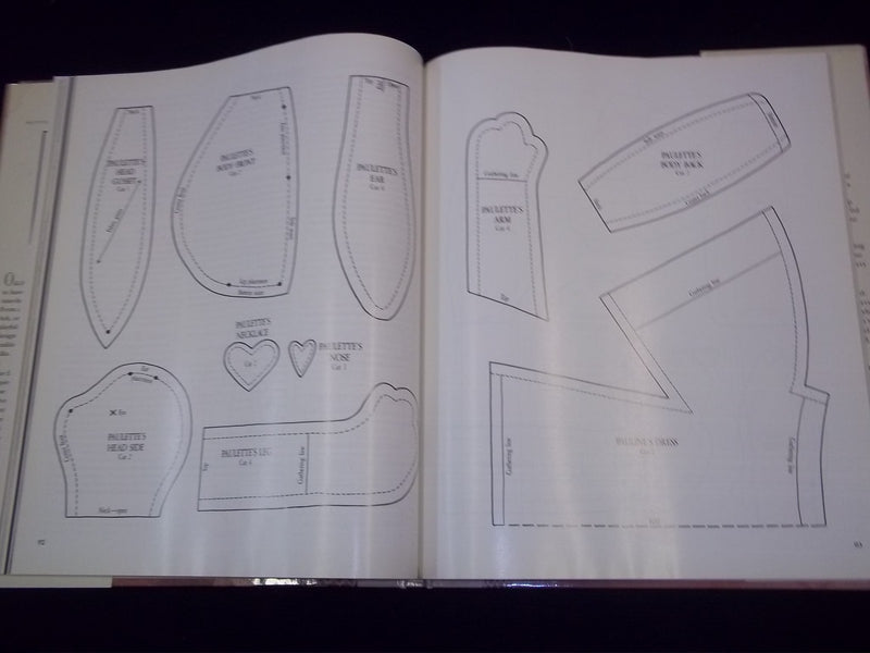 1992 OLD FASHIONED DOLLS AND TOYS BOOK BY BETTER HOMES & GARDEN - CRAFT - KD 539