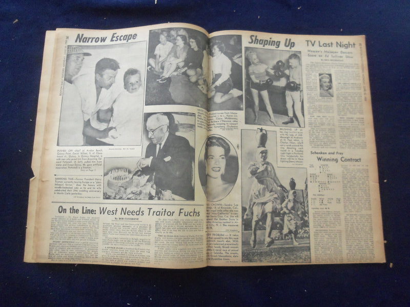 1958 JUNE 30 BOSTON RECORD AMERICAN NEWSPAPER-2 JETS RACE SUN IN RECORD- NP 6258