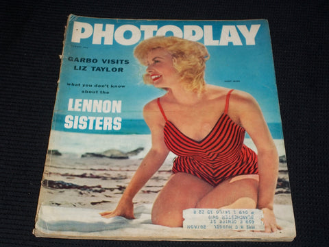 1958 AUGUST PHOTOPLAY MAGAZINE - JANET LEIGH FRONT COVER - E 1879