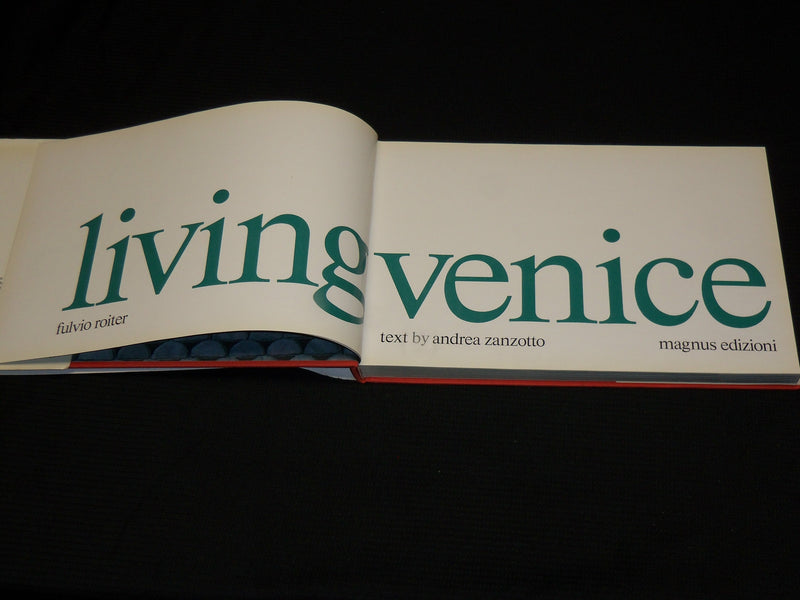 1978 LIVING VENICE HARDCOVER BOOK BY FULVIO ROITER - GREAT PHOTOS - R 720K