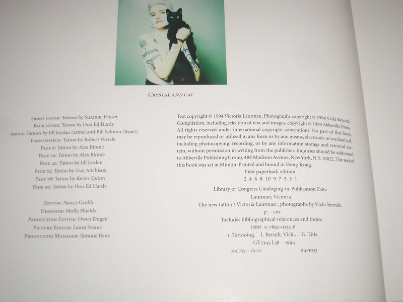 1994 THE NEW TATTOO BY VICTORIA LAUTMAN SOFTCOVER BOOK - GREAT PRINTS - I 1294