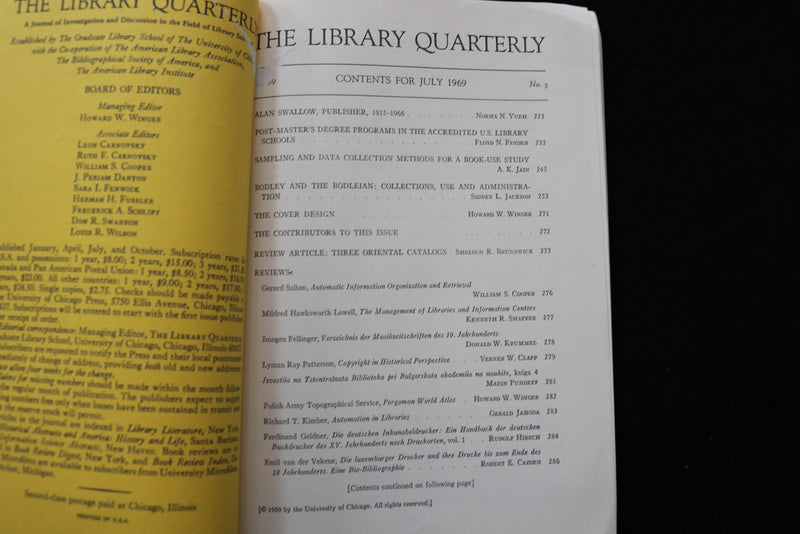 1969 THE LIBRARY QUARTERLY SOFTCOVER BOOKS - LOT OF 2 -UNIV OF CHI. PRESS-K 2240