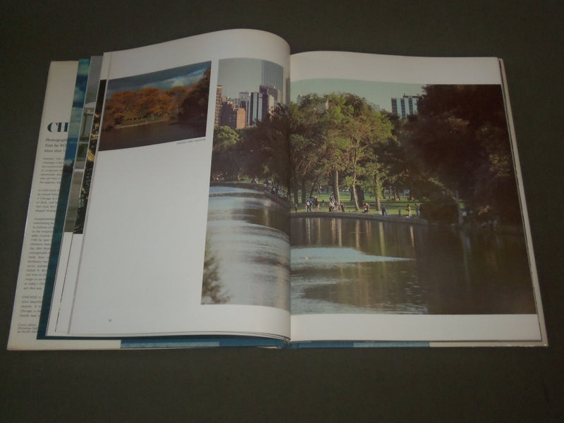 1982 CHICAGO HARDCOVER BOOK BY ROBERT CROMIE - GREAT PHOTOS - I 1446