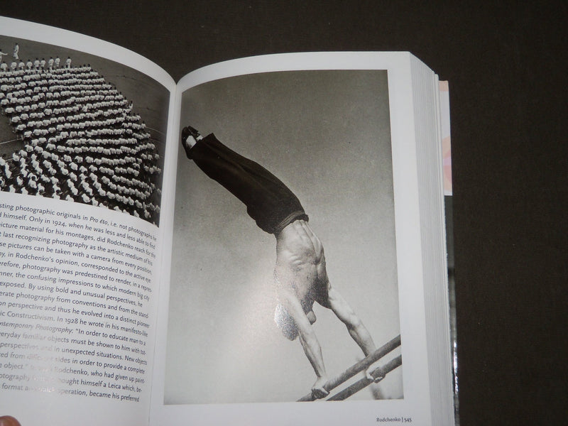 2005 20TH CENTURY PHOTOGRAPHY MUSEUM LUDWIG COLOGNE BOOK - D 205