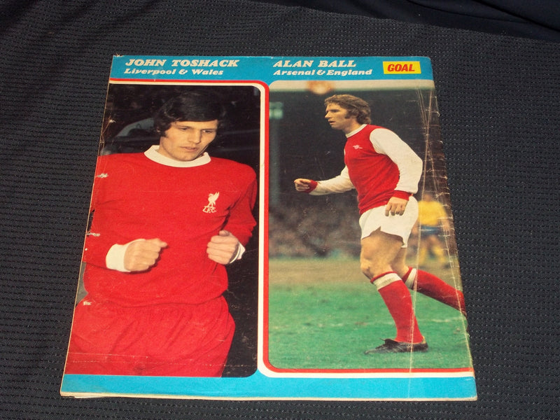 1974 MARCH 24 GOAL MAGAZINE - CLARKE JONES & LORIMER FRONT COVER - E 5012