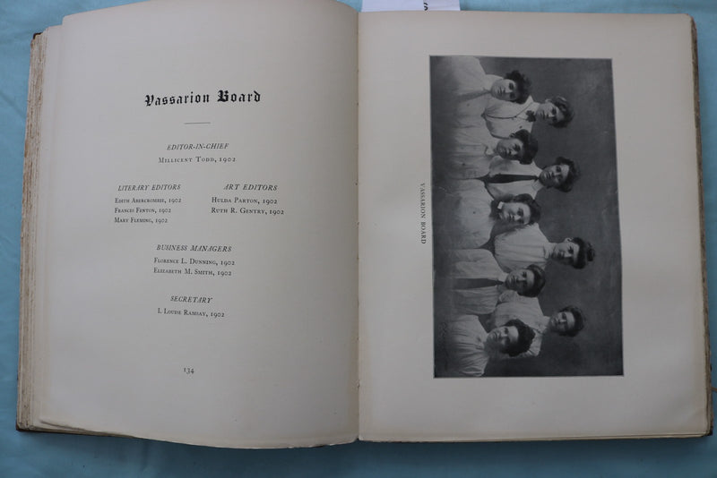 1902 VASSARION VASSAR COLLEGE YEARBOOK - POUGHKEEPSIE, NEW YORK - YB 3588