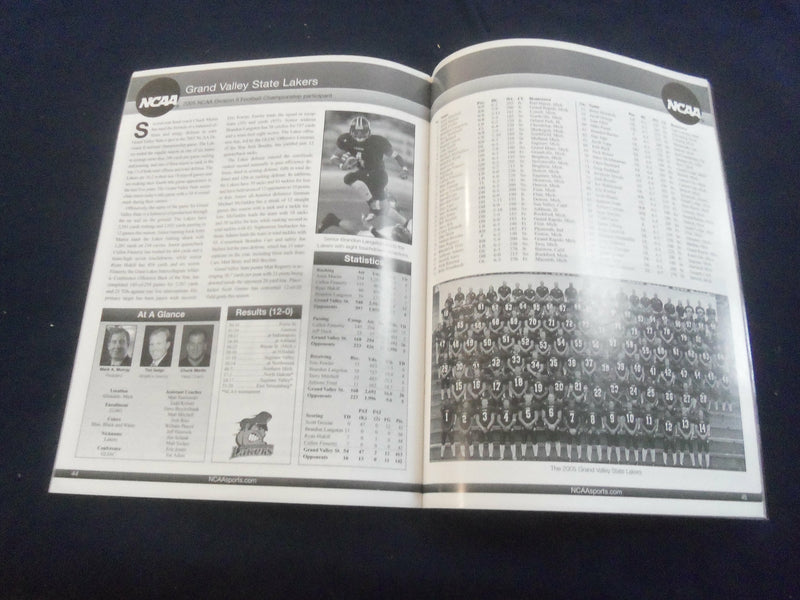 2005 DEC 10 NCAA II CHAMPIONSHIP PROGRAM - GRAND VALLEY VS NW MISSOURI - ST 658Y
