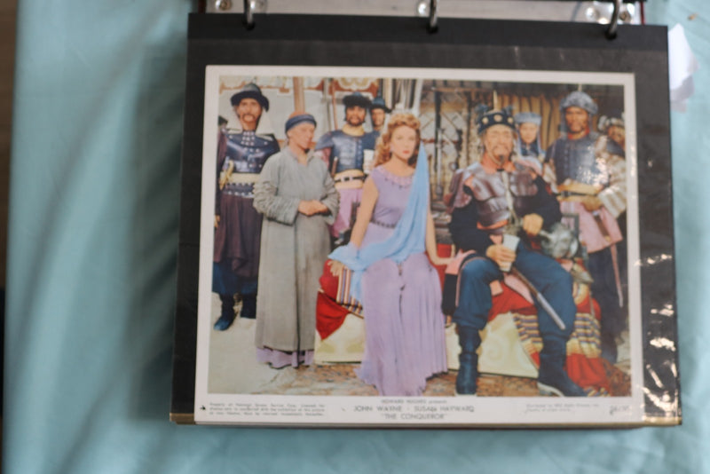 SUSAN HAYWARD SCRAPBOOK - LOADED - E 26475