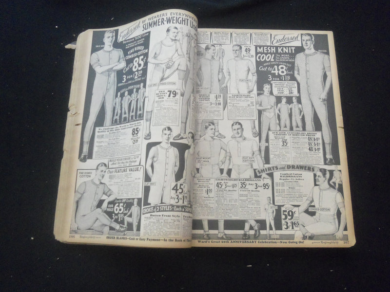 1932 SPRING AND SUMMER MONTGOMERY WARD CATALOG - CHICAGO, ILLINOIS - R 93G