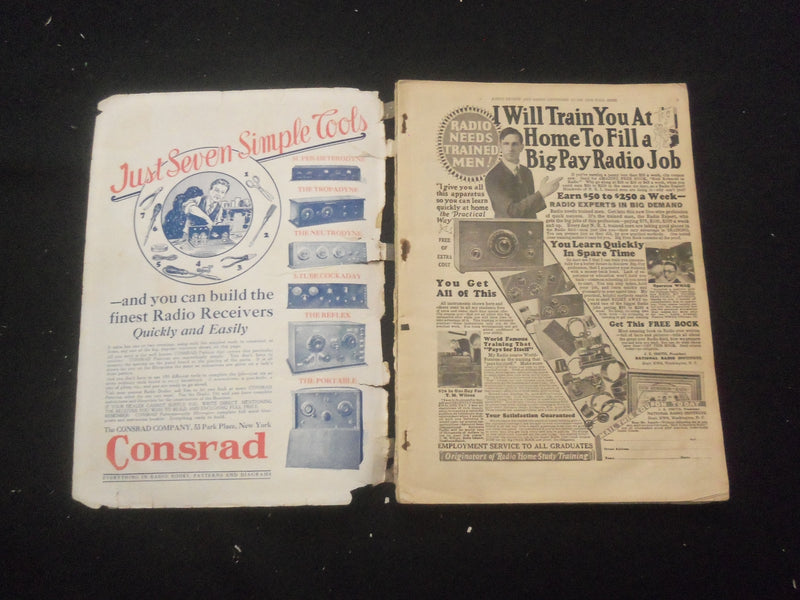 1926 FALL RADIO REVIEW & RADIO LISTENERS' GUIDE AND CALL BOOK MAGAZINE - B 433V
