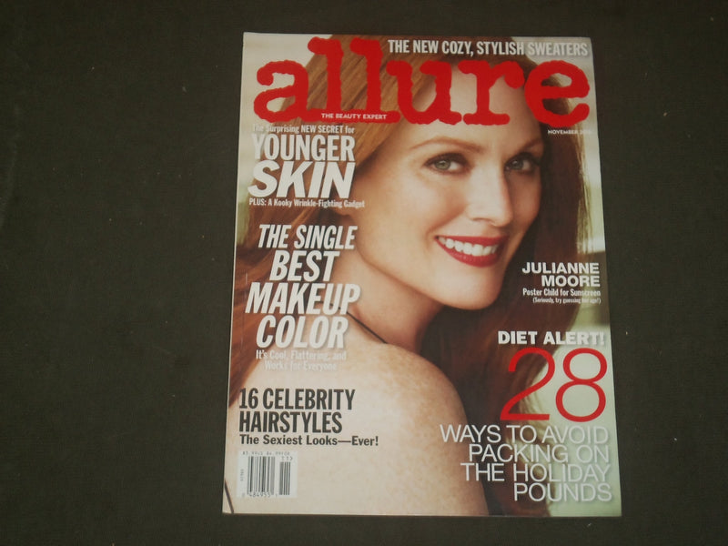 2010 NOVEMBER ALLURE MAGAZINE - JULIANNE MOORE COVER - B 1479