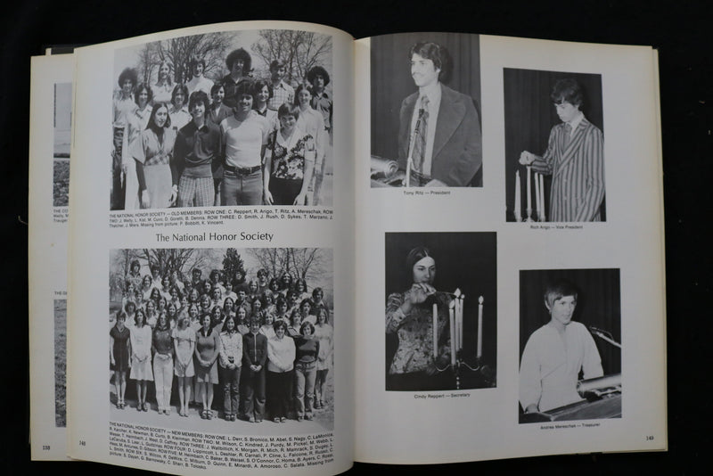 1975 THE KARUX PHILLIPSBURG HIGH SCHOOL YEARBOOK - PHILLIPSBURG, NJ - YB 3437