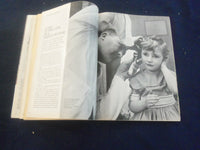 1965 FEBRUARY GOOD HOUSEKEEPING MAGAZINE - NICE COVER, ARTICLES & ADS - F 514C
