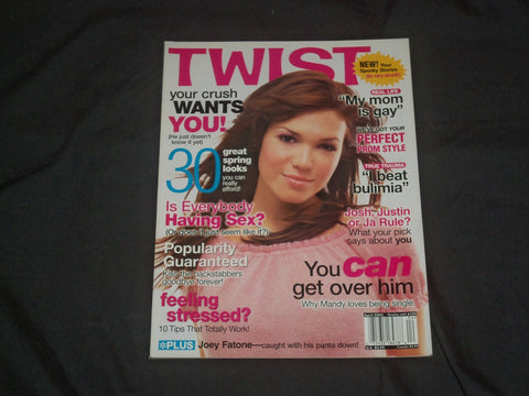 2002 APRIL TWIST MAGAZINE - MANDY MOORE COVER - B 615