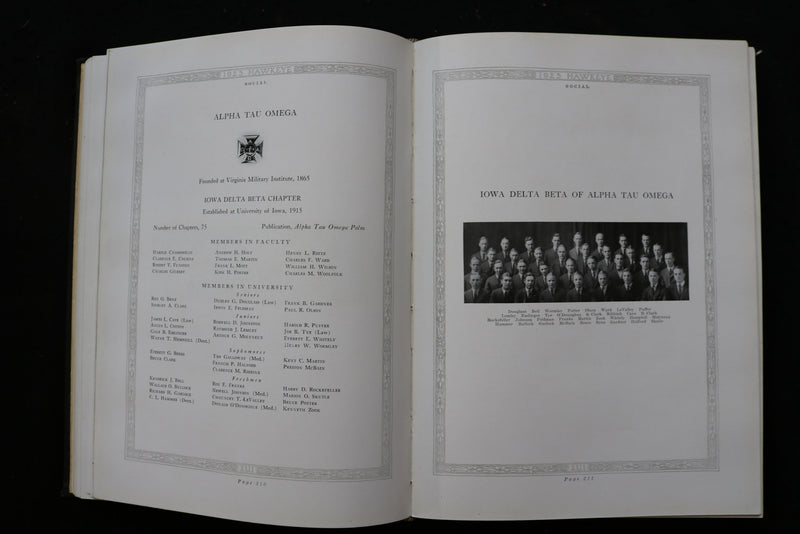 1923 THE HAWKEYE UNIVERSITY OF IOWA YEARBOOK - IOWA CITY, IOWA - YB 3538