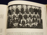 1944 THOROUGHBRED UNIVERSITY OF LOUISVILLE KENTUCKY COLLEGE YEARBOOK - YB 664