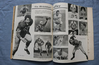 1949 COMPLETE FOOTBALL MAGAZINE - DICK MCKISSACK COVER - ST 5506S