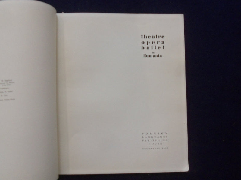 1957 THEATRE OPERA BALLET IN RUMANIA PROGRAM - GREAT PHOTOS - J 9417