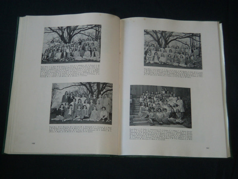 1945 LLAMARADA MOUNT HOLYOKE COLLEGE YEARBOOK - MASSACHUSETTS - YB 1649