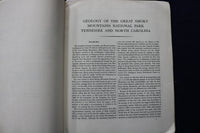 1968 GEOLOGY OF THE GREAT SMOKY MOUNTAINS SOFTCOVER BOOK - FOLD-OUT MAP - K 1384