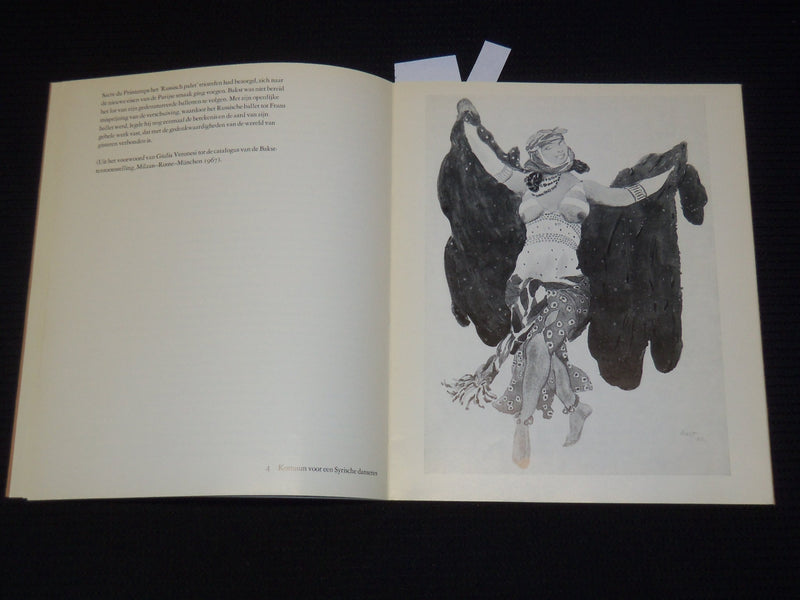 1968 BALLET IN BEELD BIJ BAKST SOFTCOVER BOOK - HAAGS MUSEUM - J 9557