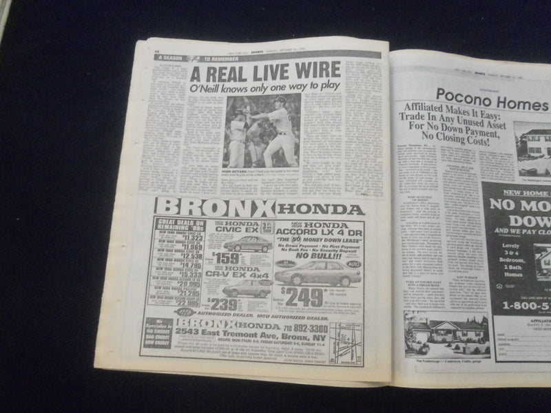 1998 SEP 24 NEW YORK POST NEWSPAPER - SAMMY SOSA HITS HR #S 64 & 65 - NP 6076