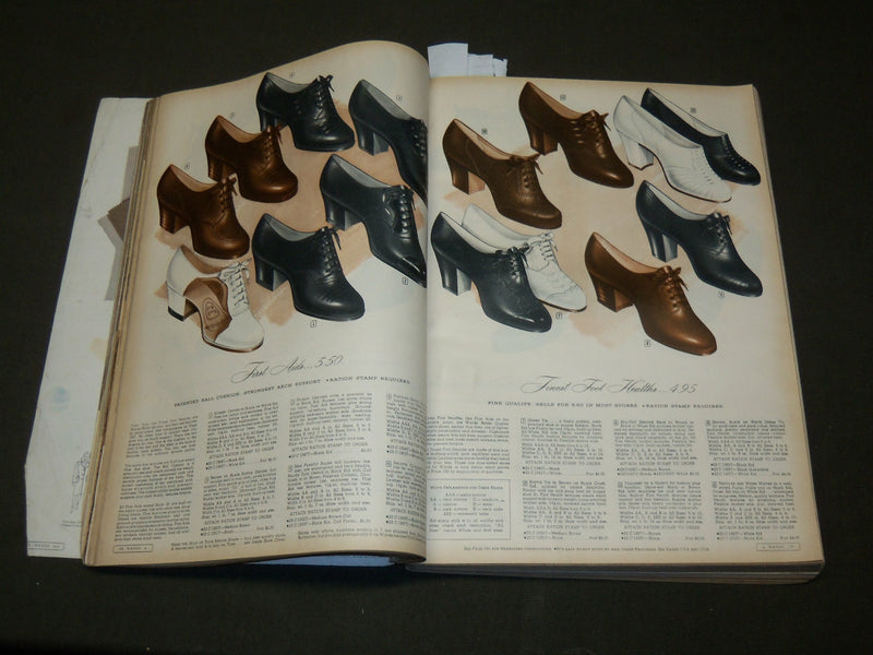 1944 SPRING/SUMMER MONTGOMERY WARD CATALOGUE - ALBANY, NY EDITION - R 690E