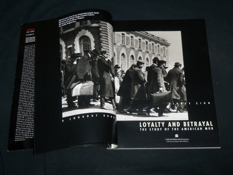 1994 STORY OF THE AMERICAN MOB SOFTCOVER BOOK BY SIDNEY ZION - I 2036
