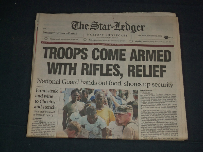 2005 SEPTEMBER 3 THE STAR-LEDGER NEWSPAPER - TROOPS COME ARMED W/RIFLES- NP 3489