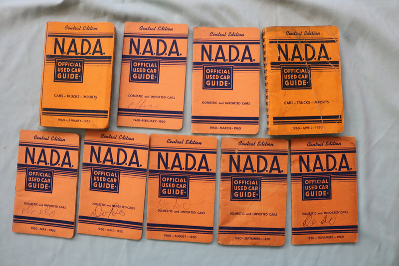 1958-1973 N.A.D.A. OFFICIAL USED CAR GUIDE - CENTRAL EDITION - LOT OF 54- O 3725