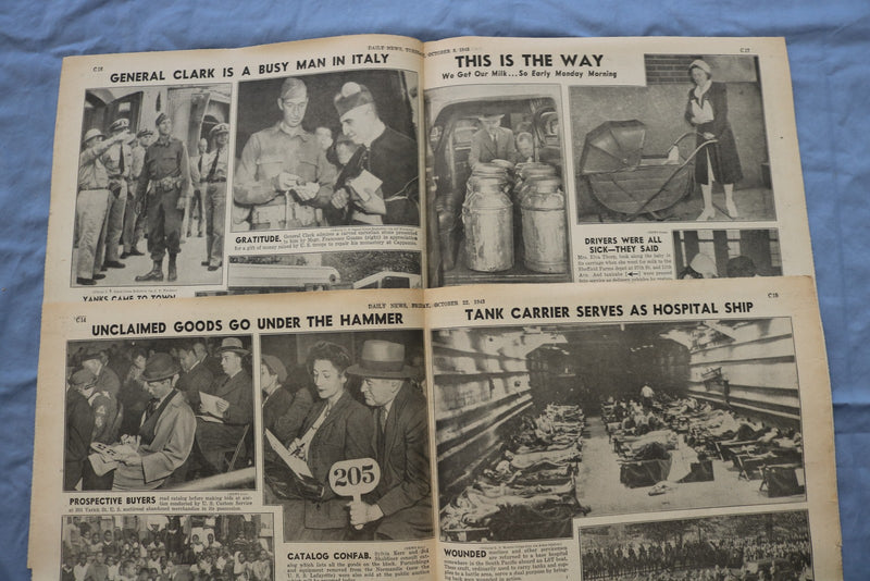 1943 NEW YORK DAILY NEWS CENTERFOLDS - WORLD WAR II - LOT OF 171 - O 3829